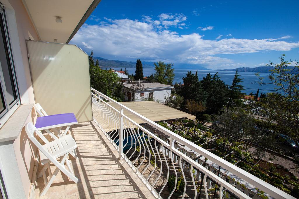 Apartment Pavica Novi Vinodolski Exterior photo