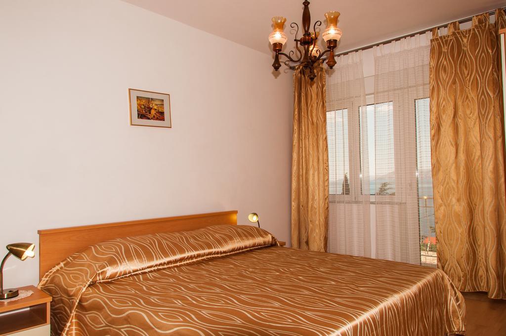 Apartment Pavica Novi Vinodolski Exterior photo